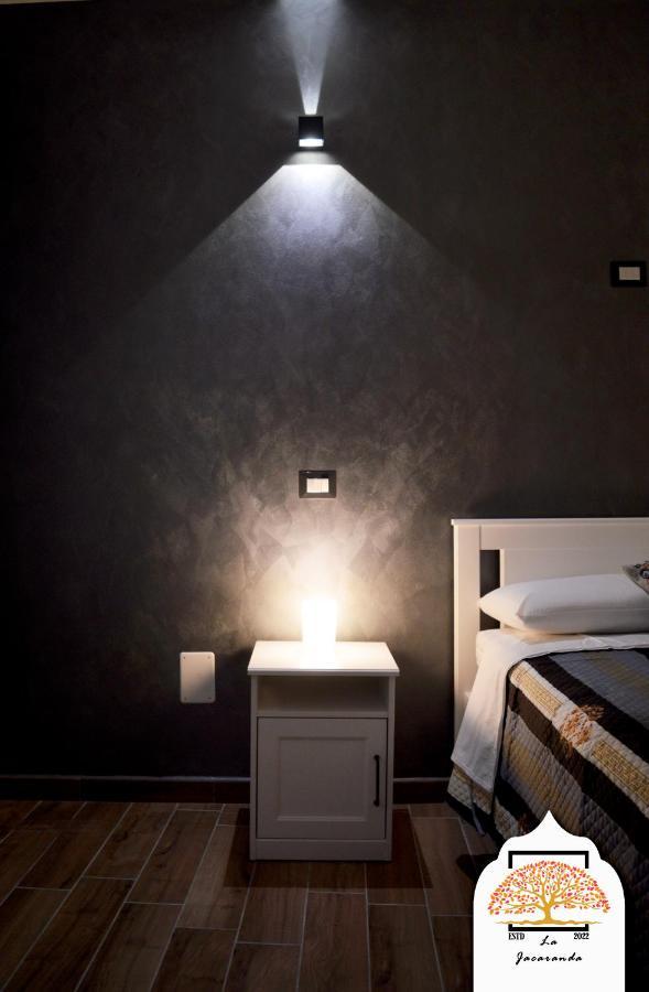 La Jacaranda Rooms تاورمينا المظهر الخارجي الصورة