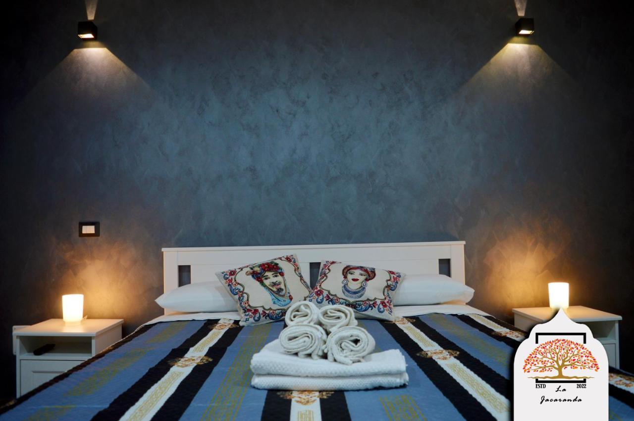 La Jacaranda Rooms تاورمينا المظهر الخارجي الصورة