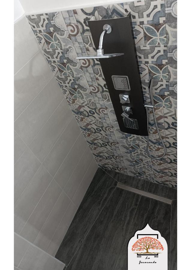 La Jacaranda Rooms تاورمينا المظهر الخارجي الصورة
