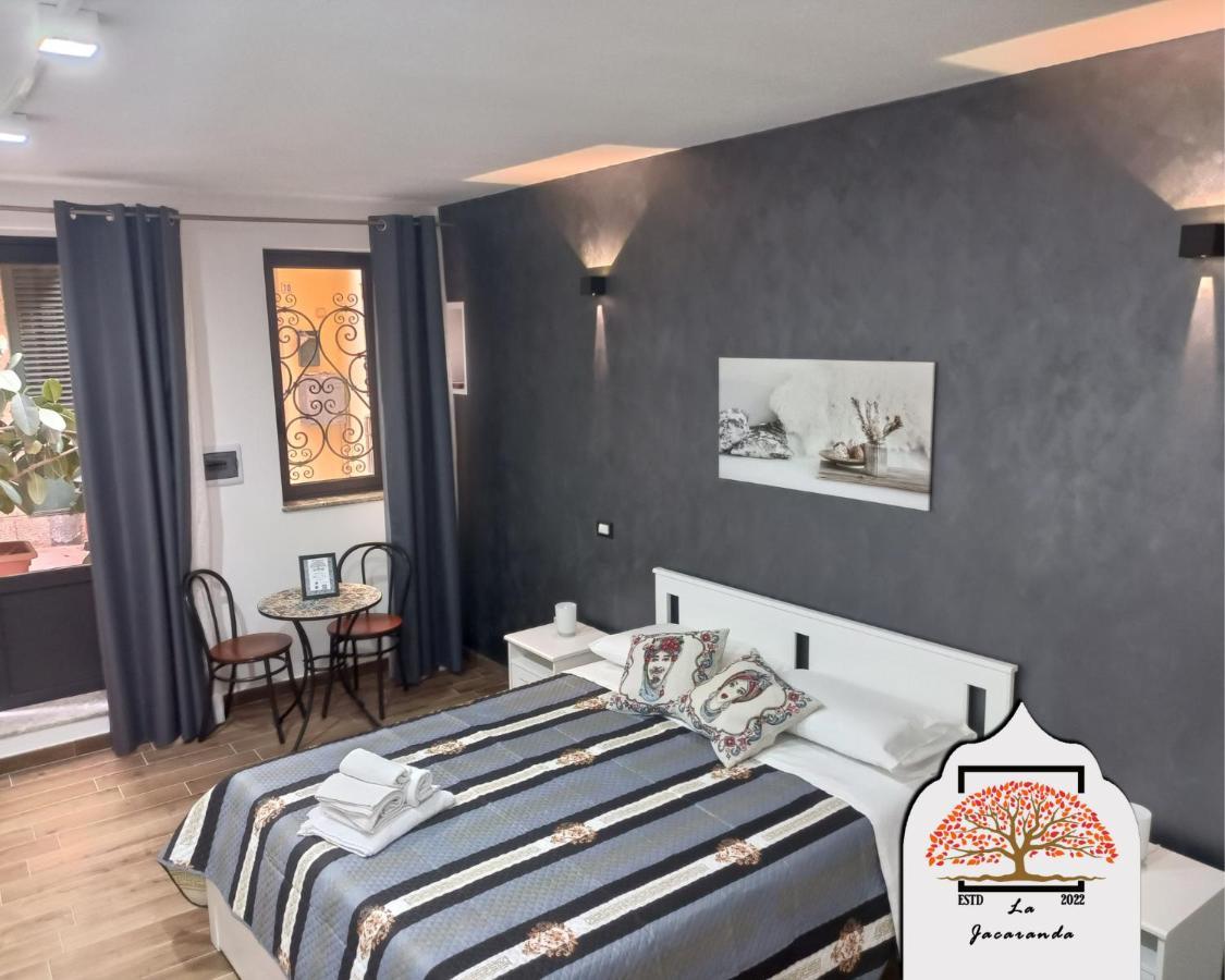 La Jacaranda Rooms تاورمينا المظهر الخارجي الصورة